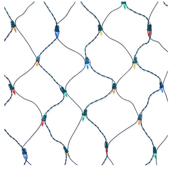 GE StayBright 150 LED 6-ft x 4-ft Constant Multicolor Christmas Net Style Lights - Picture 2 of 3